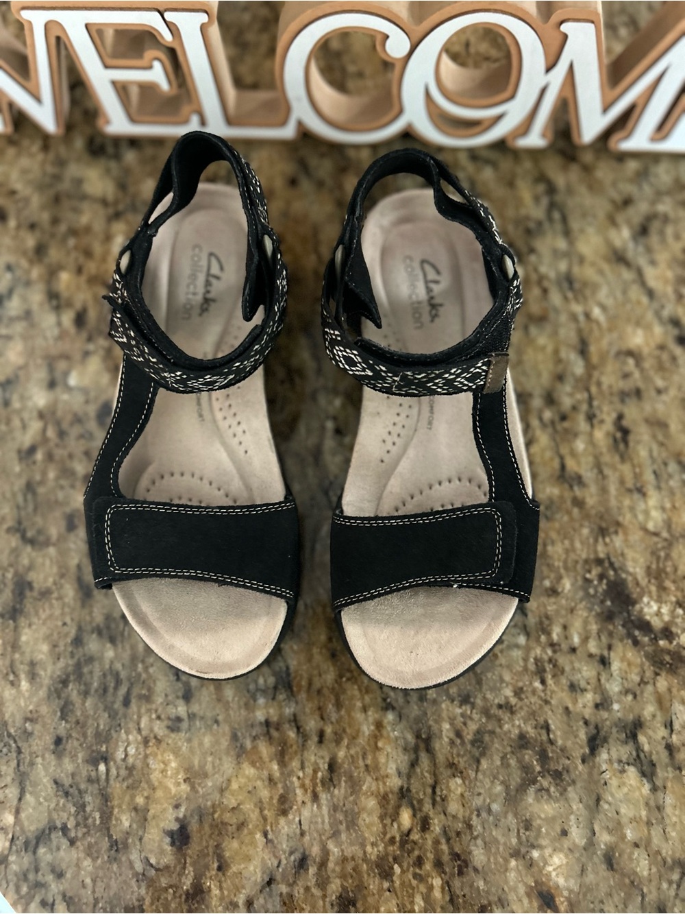 Clarks Black Open-Toe Adjustable Sandals - Picture 5 of 9